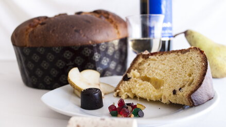 VALENTI Panettone Pera e cioccolato con Moscato di Noto Acantus 1kg